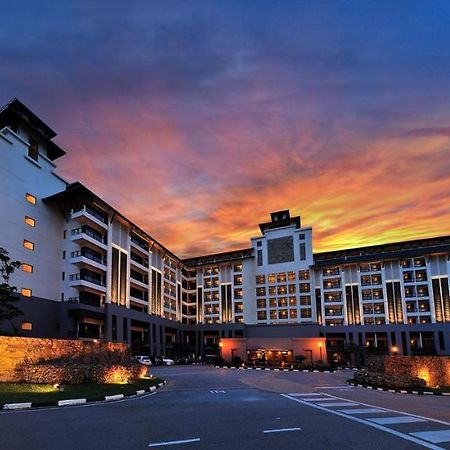 Pulai Spring Resort Kampung Kangkar Pulai Εξωτερικό φωτογραφία